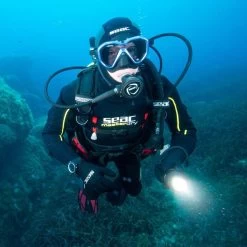 Combinaison Semi-étanche Homme Seac Masterdry 7mm 37 Combinaison Semi-étanche Homme Seac Masterdry 7mm -Sports Nautiques Boutique combinaison semi etanche homme seac masterdry 7mm 18